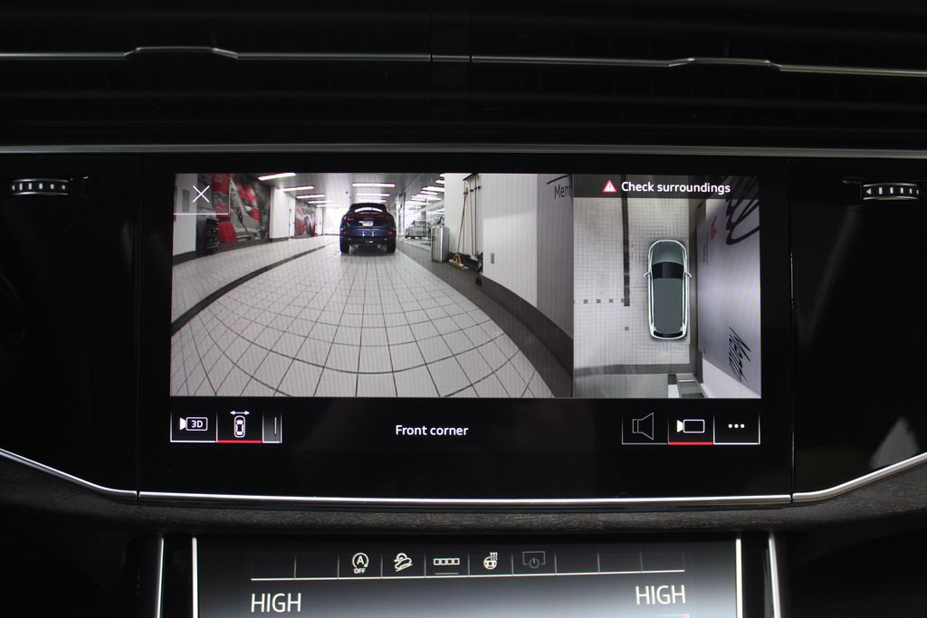 Thumbnail: 2026 Audi Q7 - 23