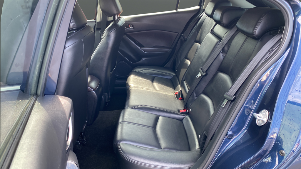 Used 2018 Deep Crystal Blue Mica Mazda Touring image 23