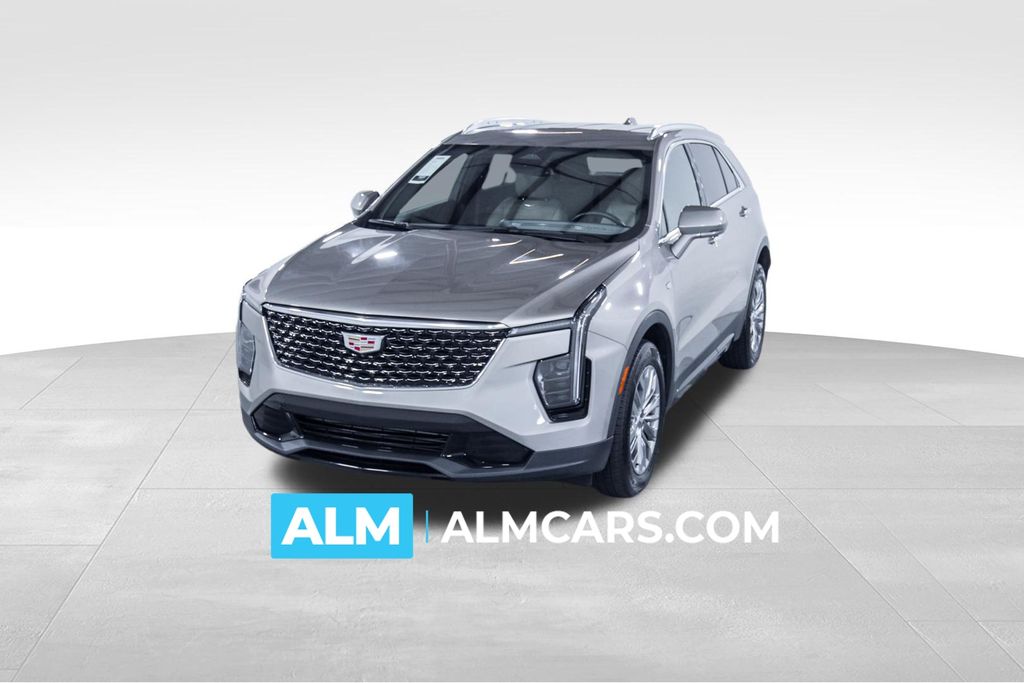 2025 Cadillac XT4 Premium Luxury