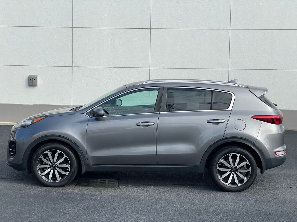 Thumbnail: 2017 Kia Sportage - 2