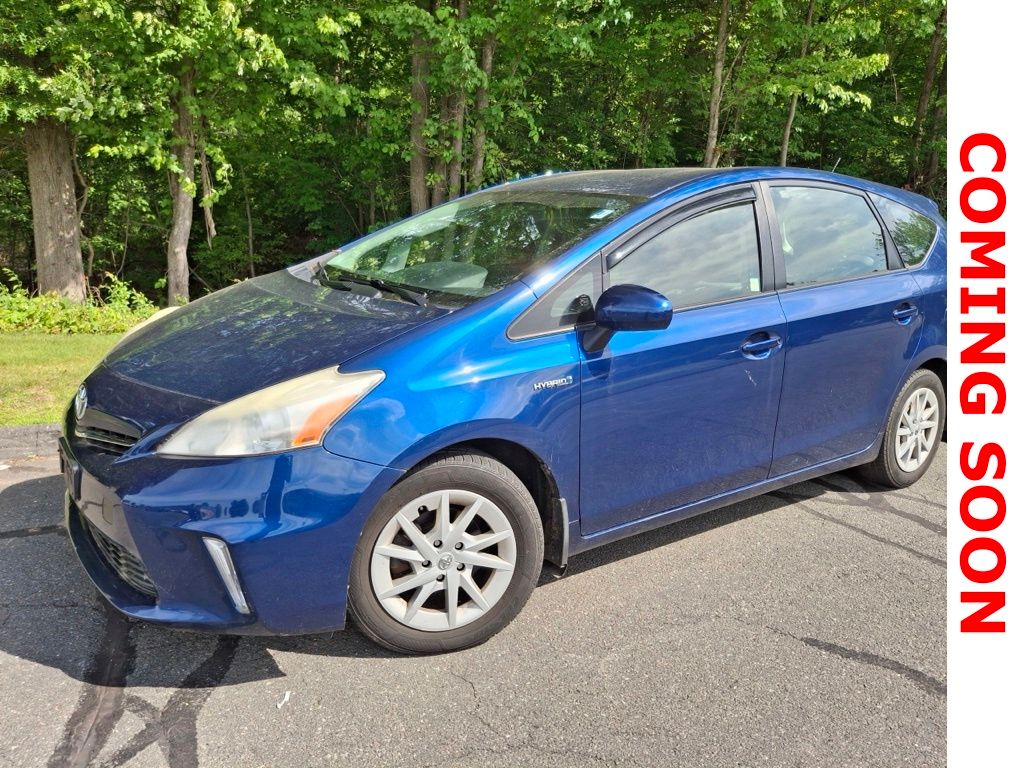 2012 Toyota Prius v's photo