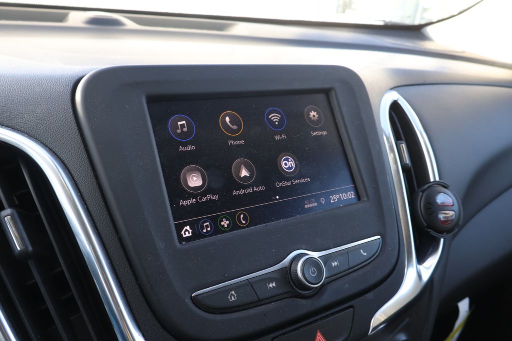 Thumbnail: 2021 Chevrolet Equinox - 21