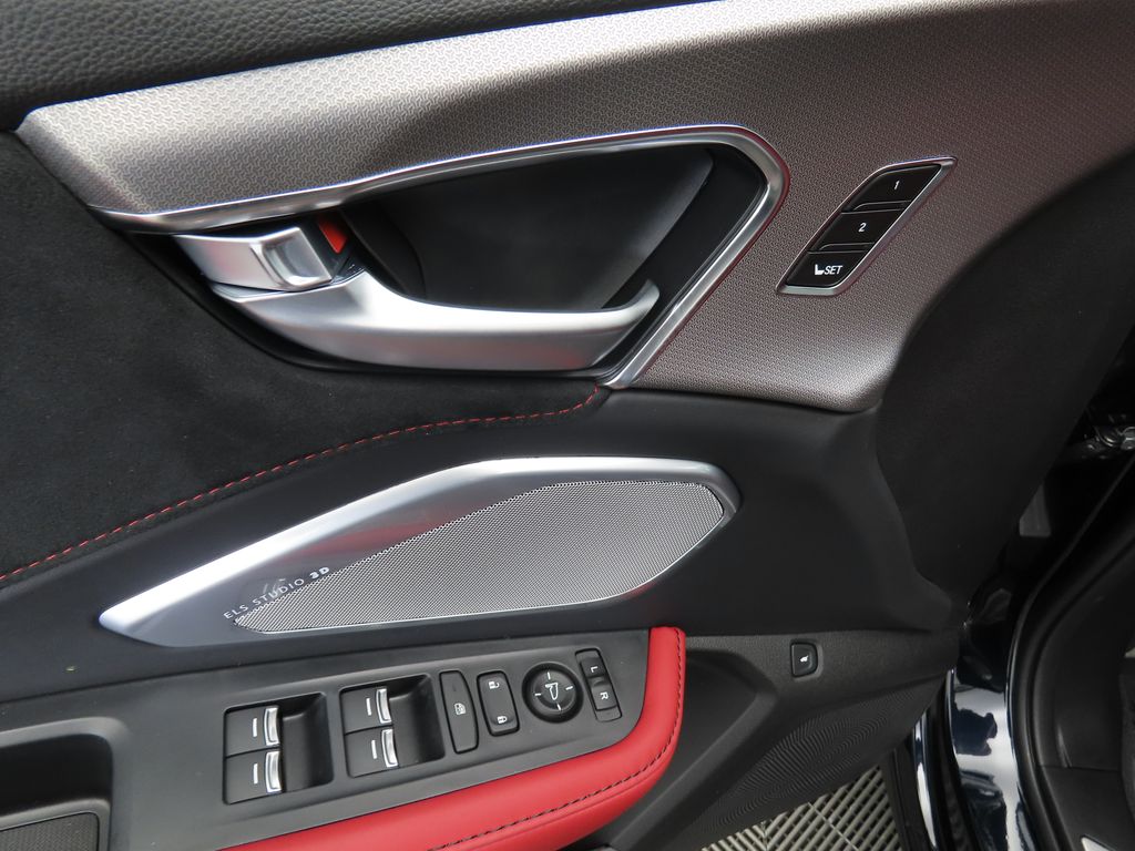 2025 Acura RDX Base 23