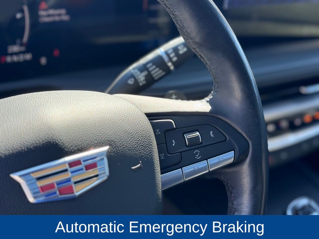 2024 Cadillac XT4 FWD Premium Luxury