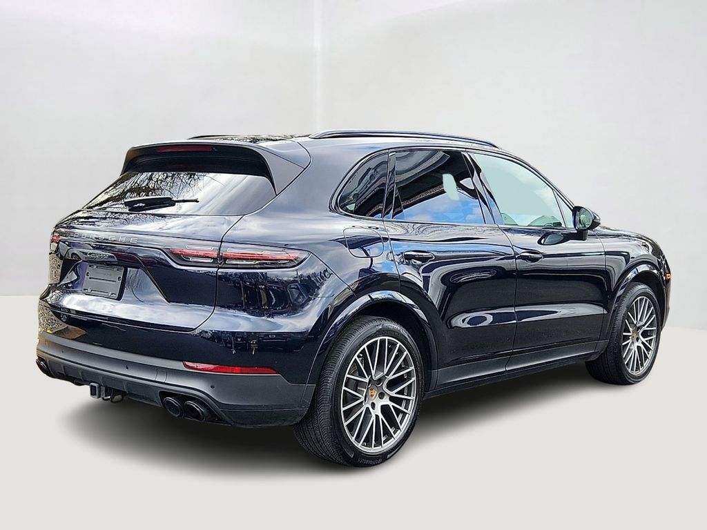 Thumbnail: 2022 Porsche Cayenne - 5