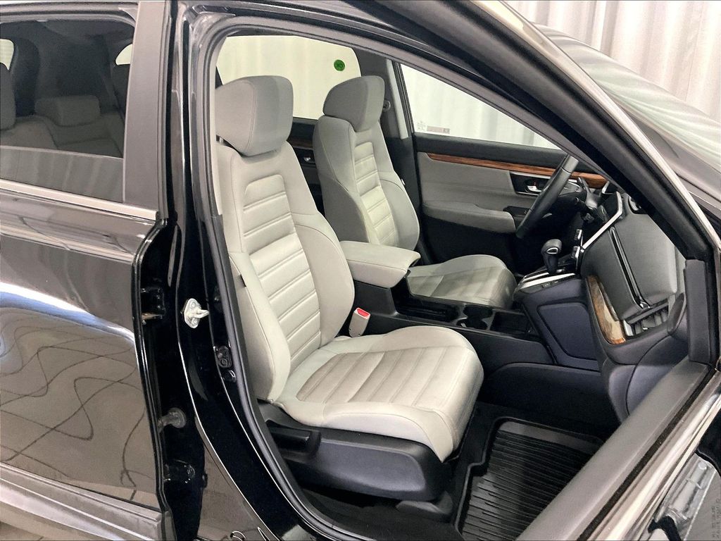 2020 Honda CR-V — photo 11