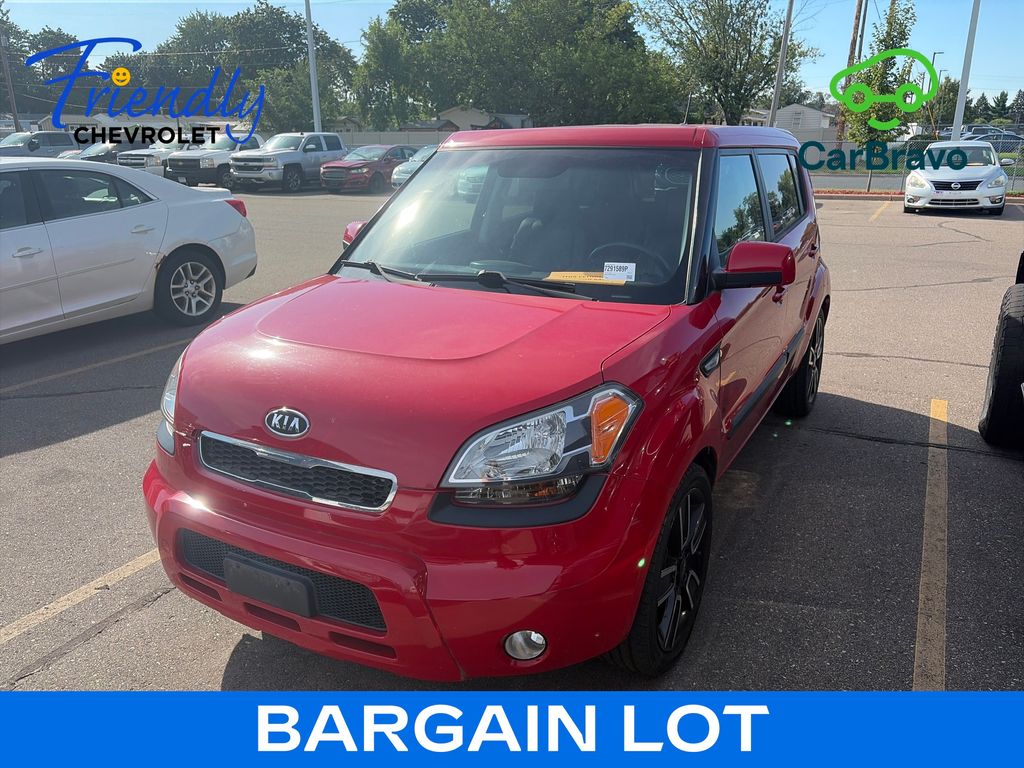 Molten 2011 Kia Soul Wagon Front-Wheel Drive 4-Speed Automatic Overdrive