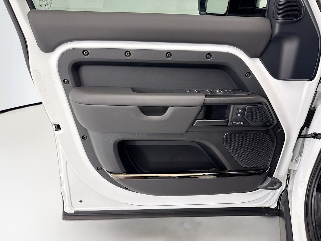 Thumbnail: 2026 Land Rover Defender - 23
