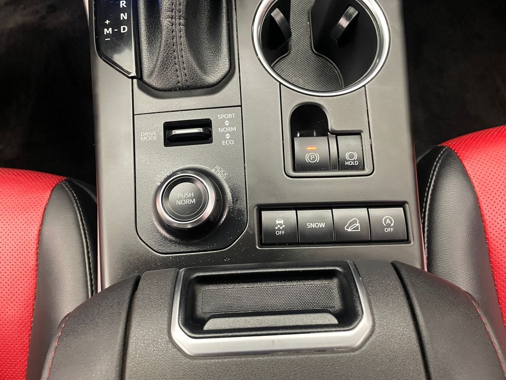 Thumbnail: 2021 Toyota Highlander - 29