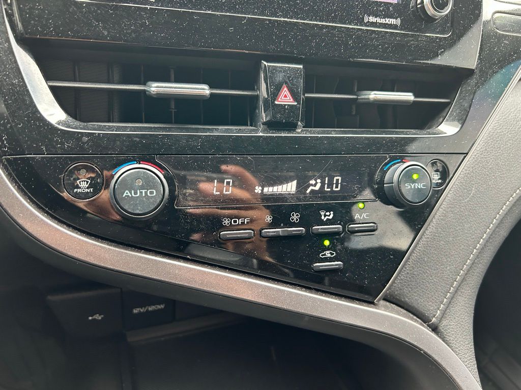 Thumbnail: 2023 Toyota Camry - 26