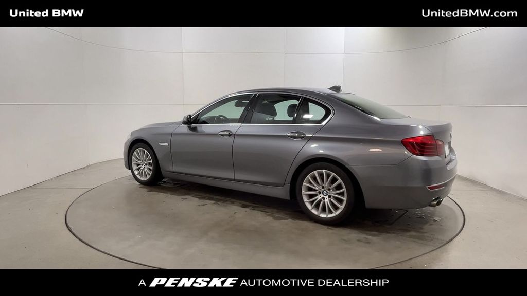 Thumbnail: 2014 BMW 5 Series - 6