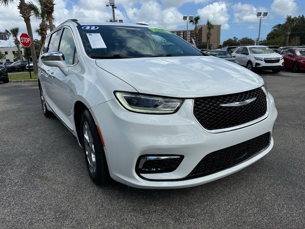 2022 Chrysler Pacifica Limited 10