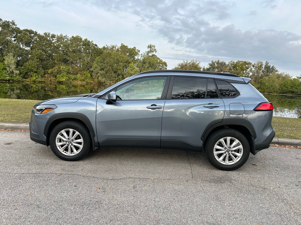 Thumbnail: 2024 Toyota Corolla Cross - 2