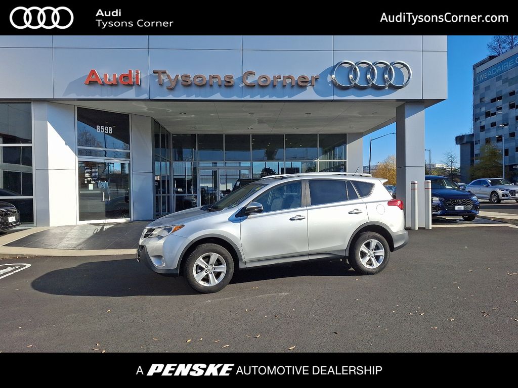 2013 Toyota RAV4 XLE -
                Vienna, VA