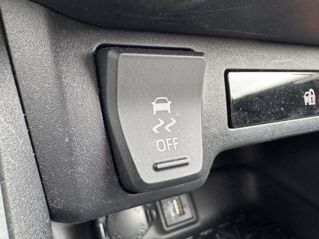 Used 2023 Toyota RAV4 SUV