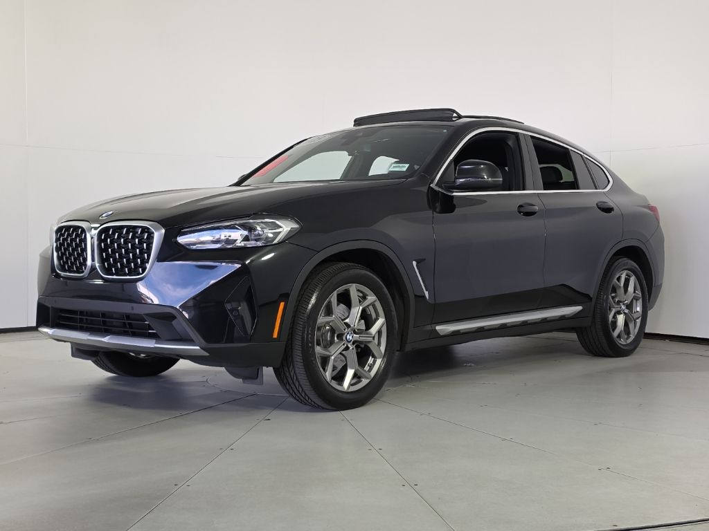 Thumbnail: 2023 BMW X4 - 2