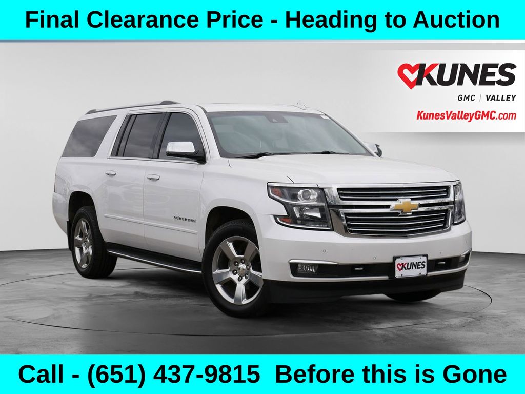 White (Iridescent Pearl Tricoat) 2017 Chevrolet Suburban SUV / Crossover Four-Wheel Drive 6-Speed Automatic Overdrive