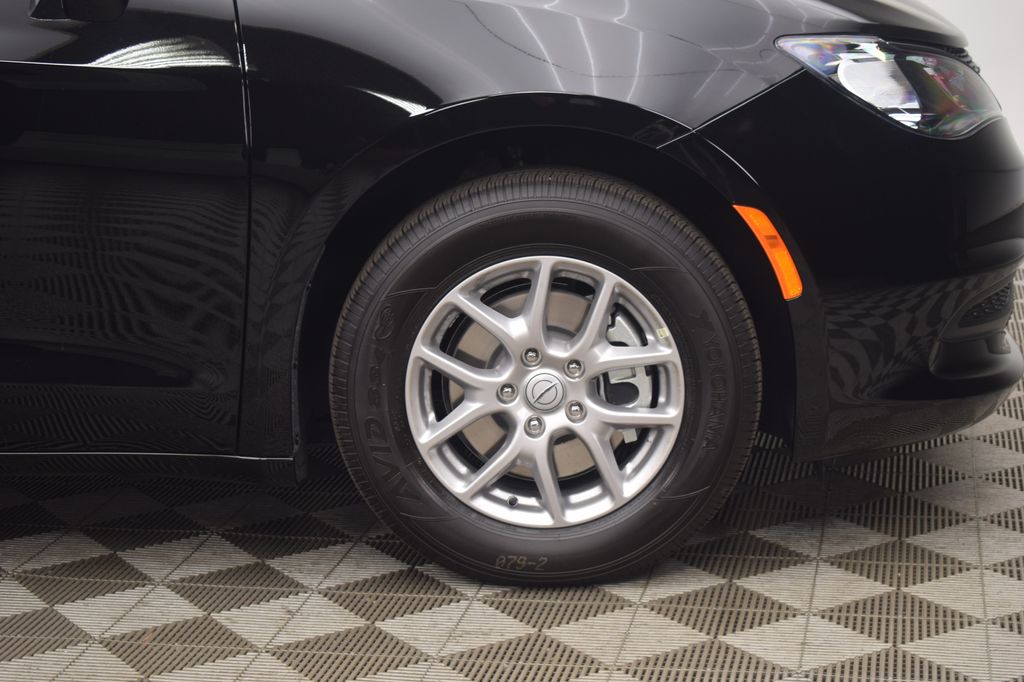 new 2026 Chrysler Voyager car, priced at $37,996