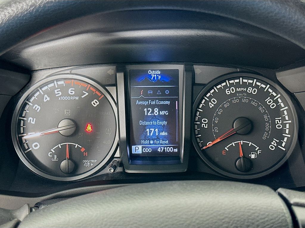 2021 Toyota Tacoma SR 12