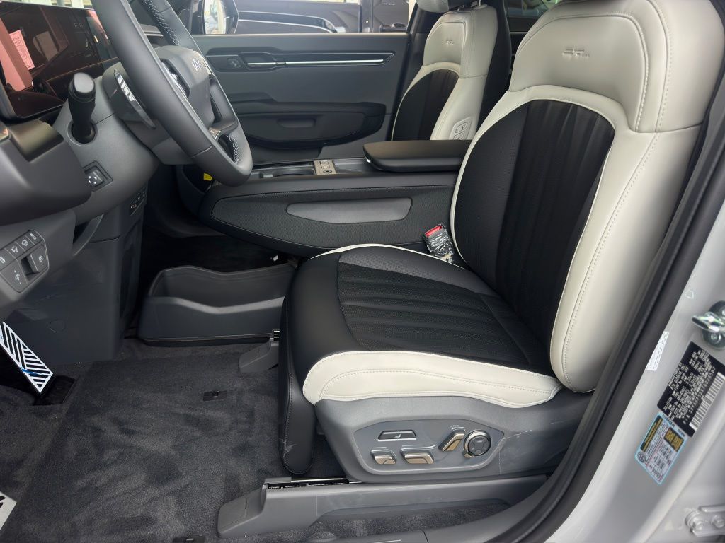 2026 Kia EV9 GT-Line Gray at Shottenkirk Kia Fort Bend