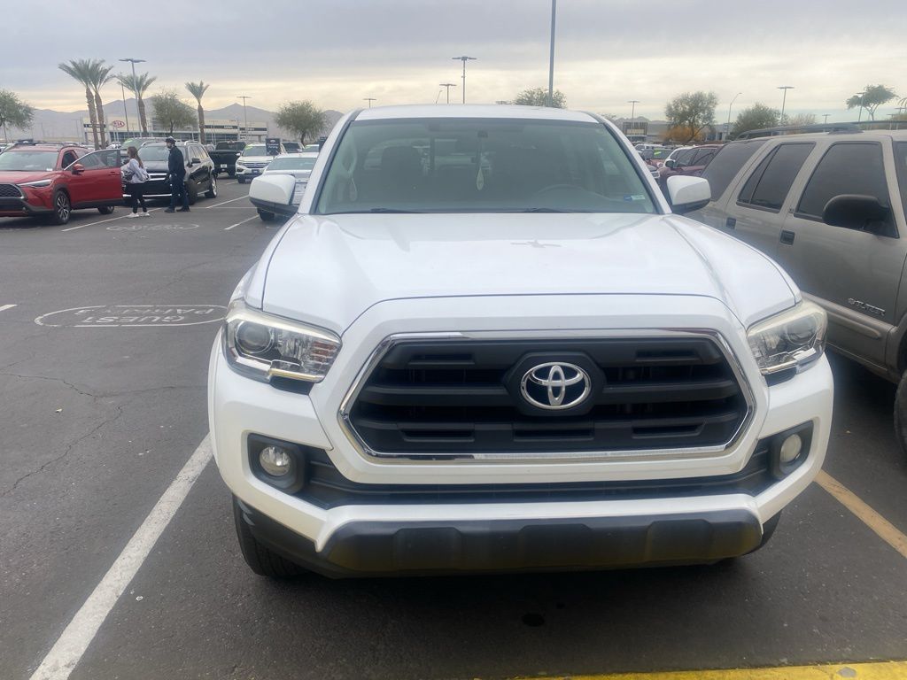 2017 Toyota Tacoma SR5 2