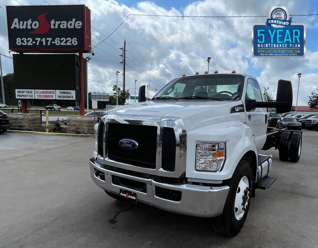 2017 Ford F-750SD Base White at Group 1 Toyota Southwest