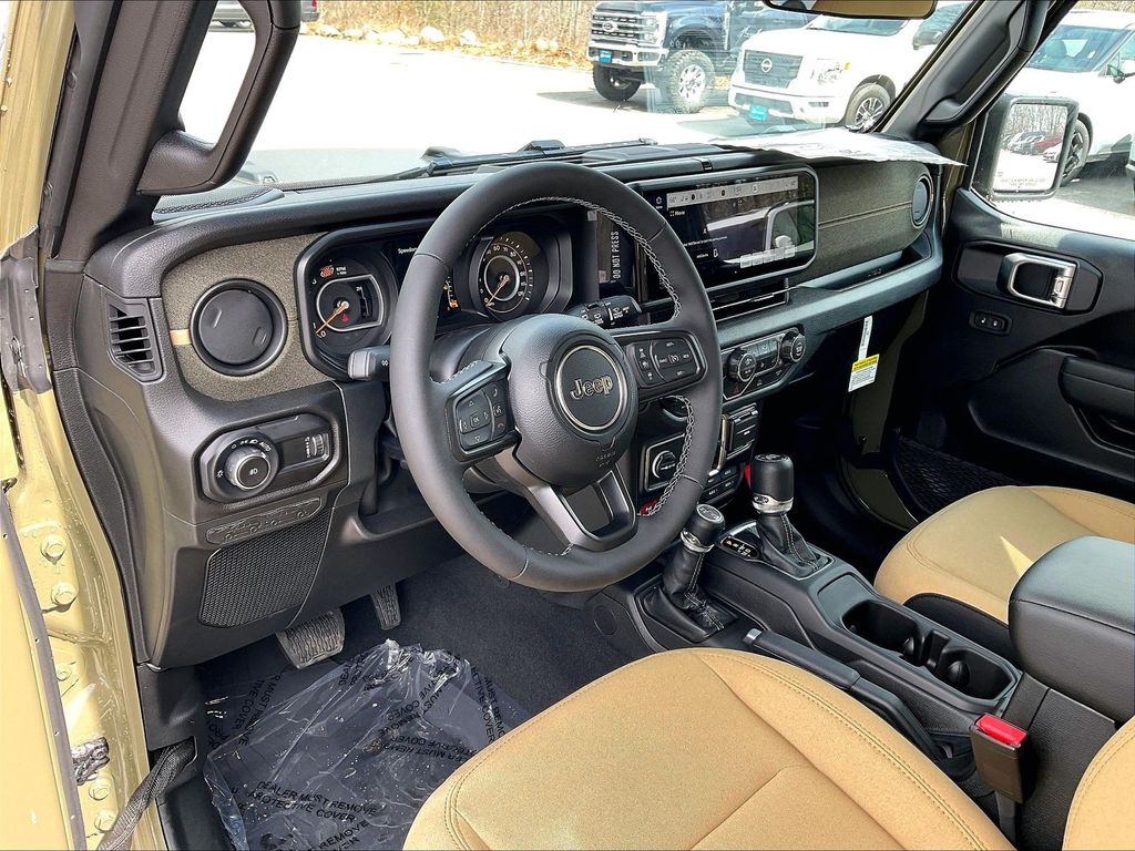 2026 Jeep Wrangler — photo 9