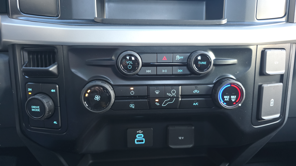 New 2026 White Ford XL image 23