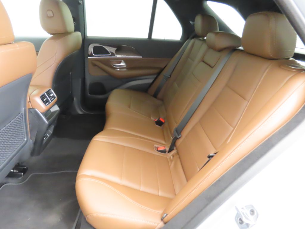 Thumbnail: 2025 Mercedes-Benz GLE - 21