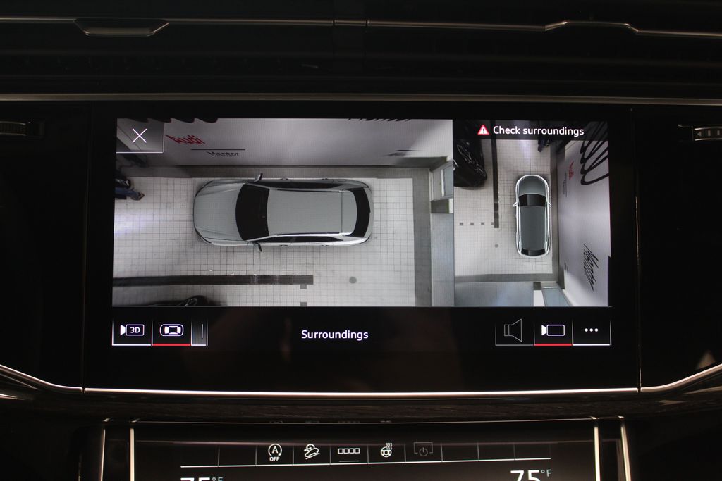 Thumbnail: 2026 Audi Q8 - 23