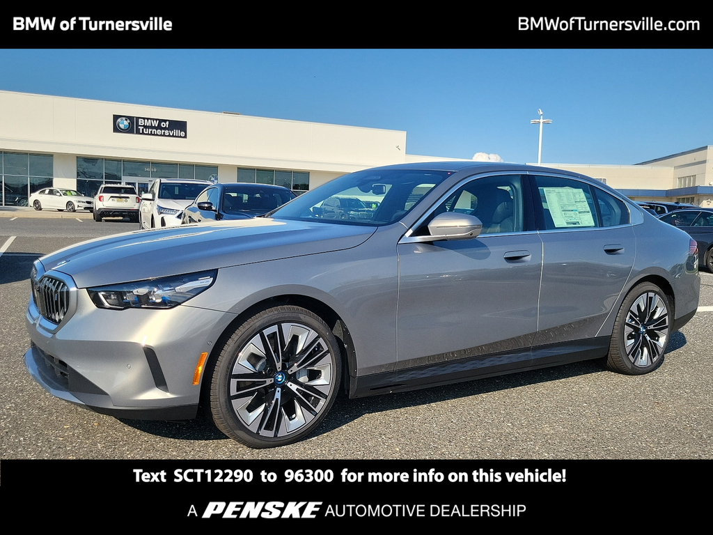 2025 BMW i5 xDrive40 -
                Turnersville, NJ