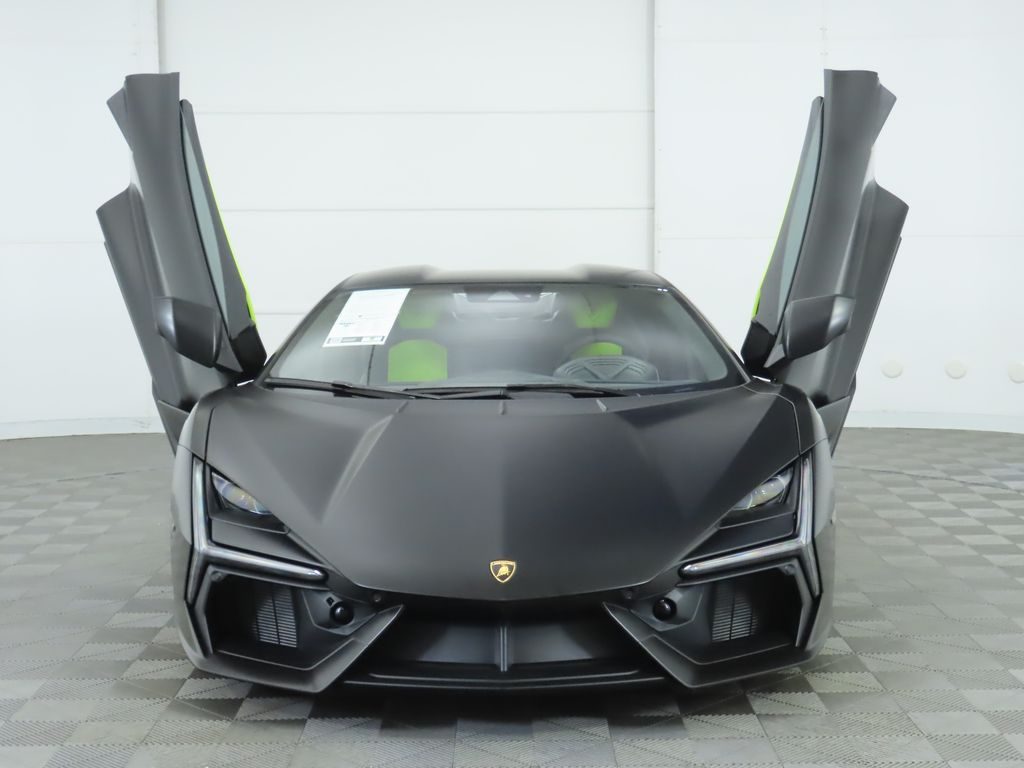 2024 Lamborghini   10