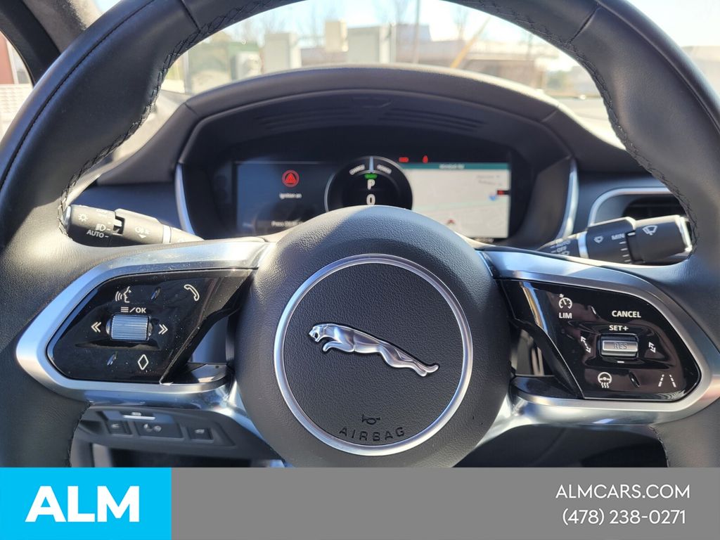 Used 2024  Jaguar HSE image 24