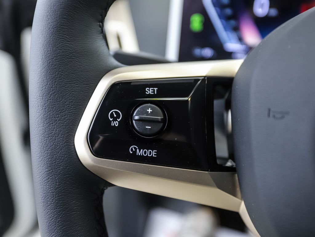 Thumbnail: 2026 BMW iX - 13