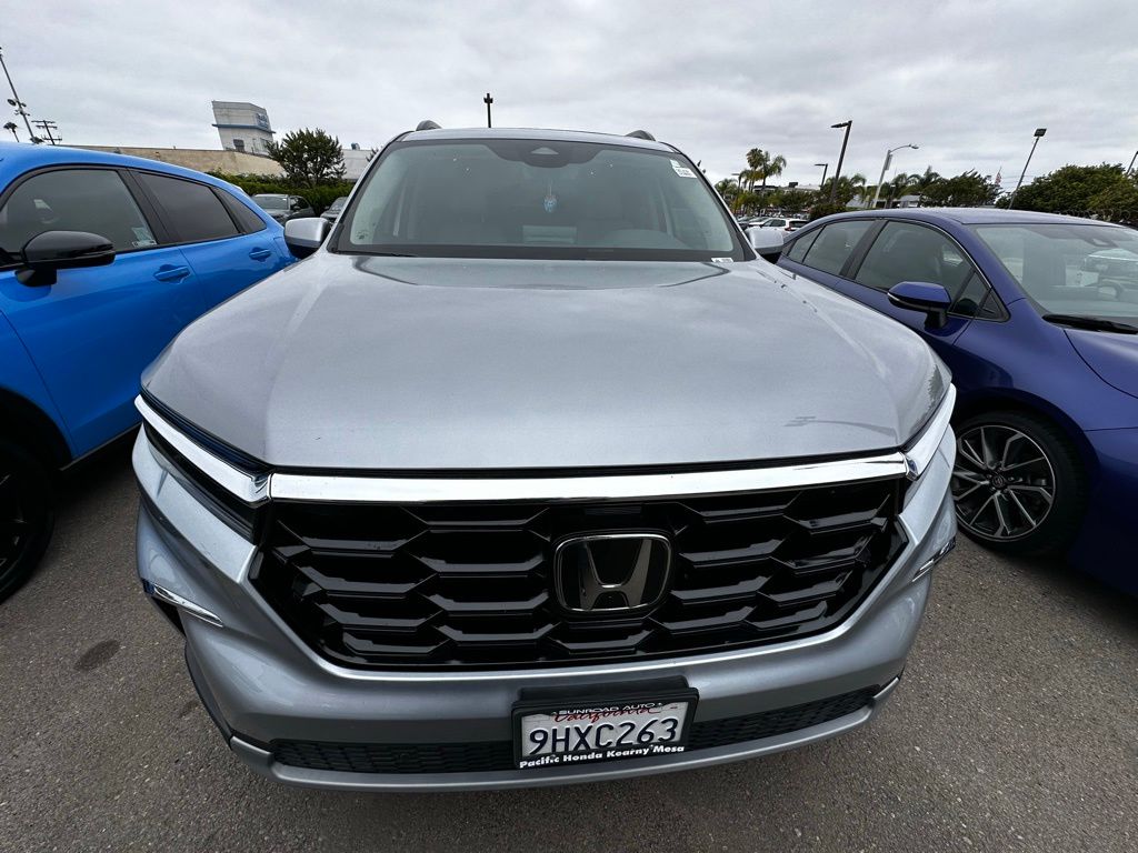 View vehicle photo 2