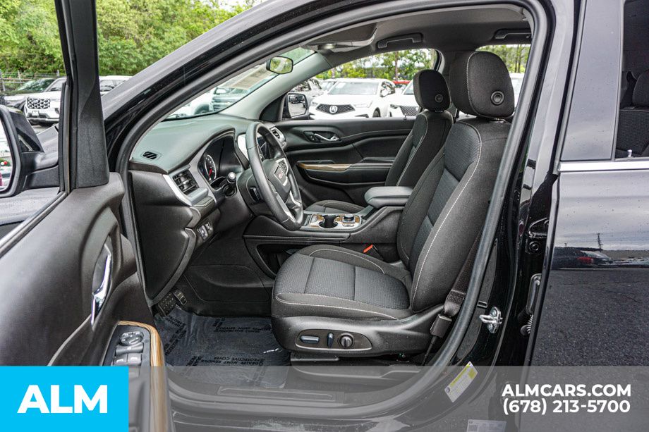 2022 GMC Acadia SLE - Photo 19