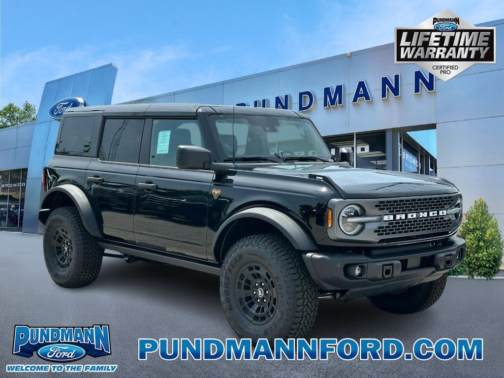 Shadow Black 2026 Ford Bronco SUV / Crossover Four-Wheel Drive Automatic