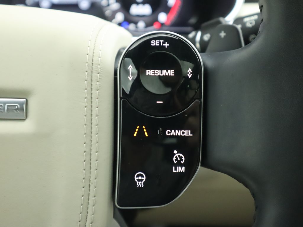 Thumbnail: 2021 Land Rover Range Rover - 12