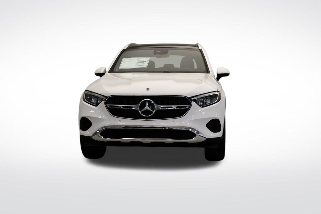Thumbnail: 2026 Mercedes-Benz GLC - 8