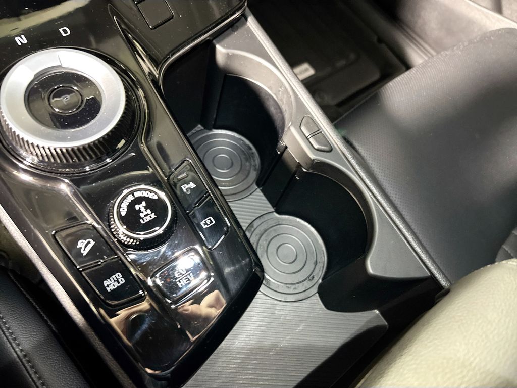 2024 Kia Sportage Plug-In Hybrid X-Line