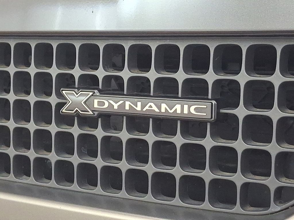 Thumbnail: 2023 Land Rover Defender - 32