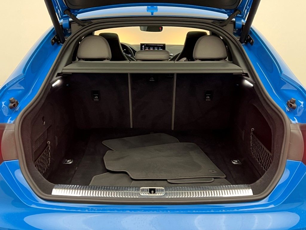 Thumbnail: 2020 Audi S5 - 9