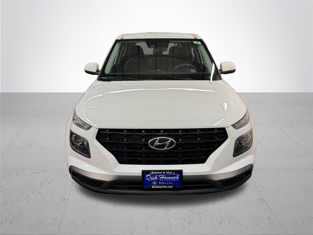 2022 Hyundai Venue SE