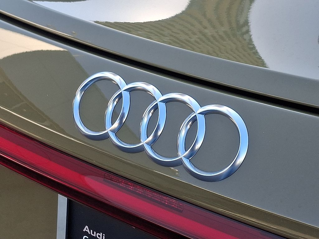 Thumbnail: 2024 Audi e-tron GT - 30