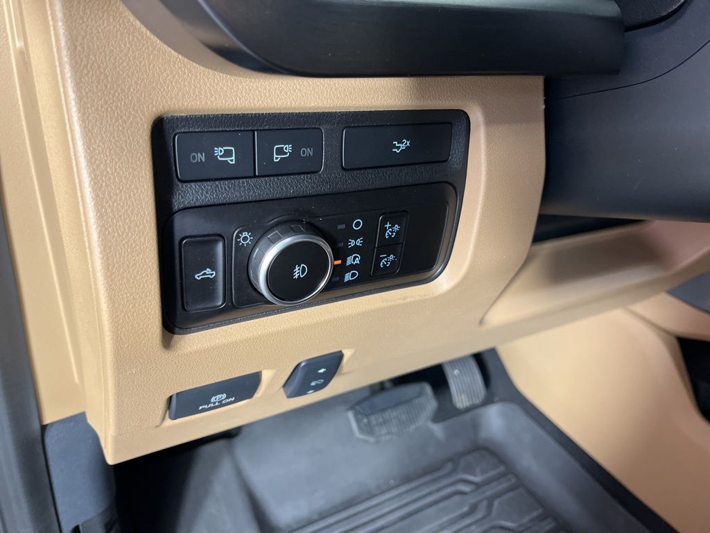 Thumbnail: 2023 Ford Econoline - 26