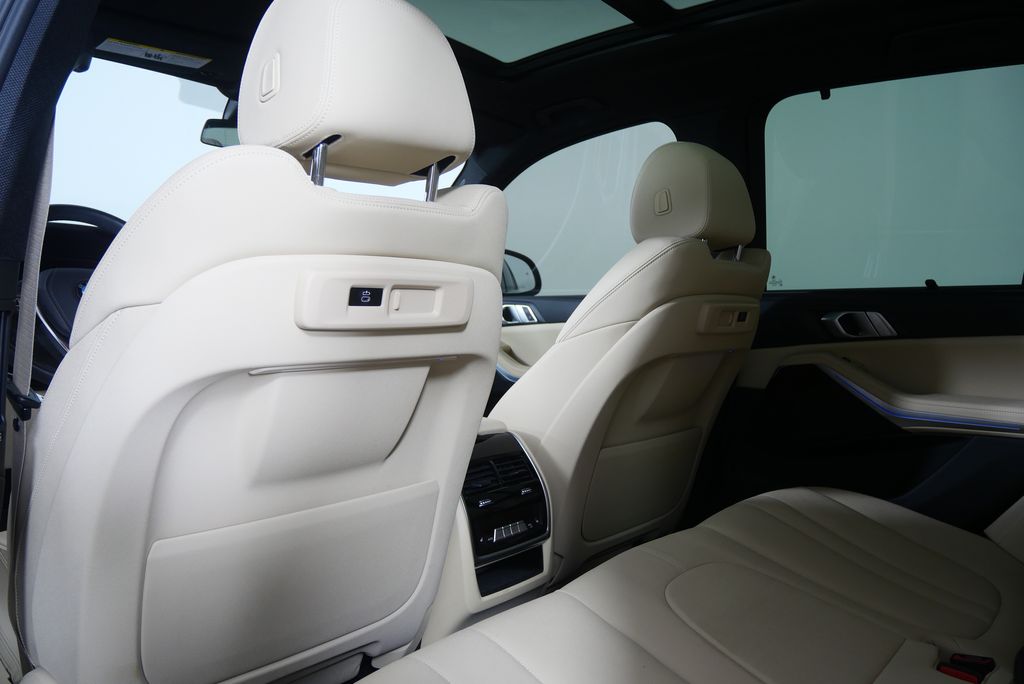 Thumbnail: 2020 BMW X5 - 19
