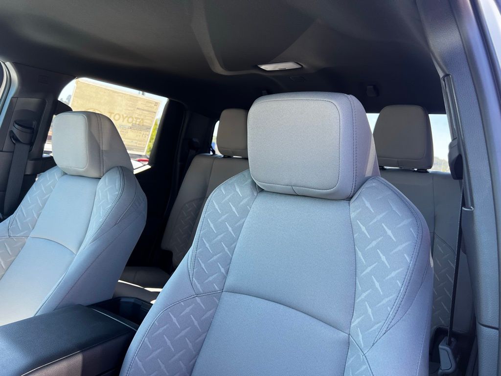 2025 Toyota Tacoma SR5 Double Cab photo 12