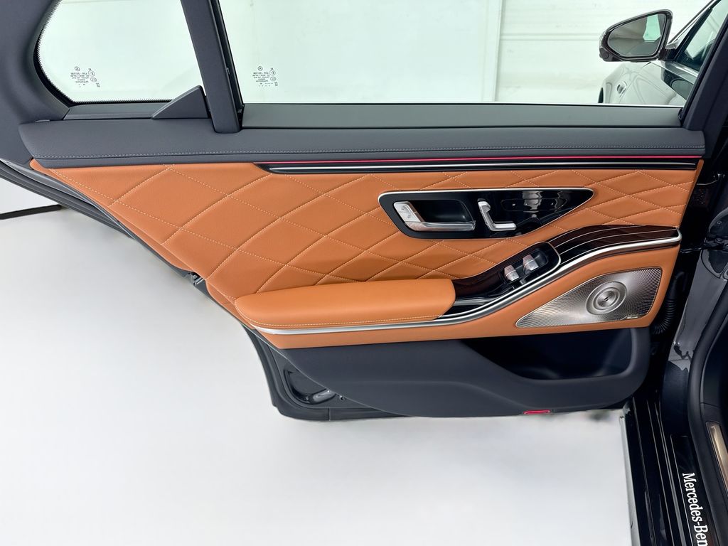 Thumbnail: 2027 Mercedes-Benz S-Class - 25