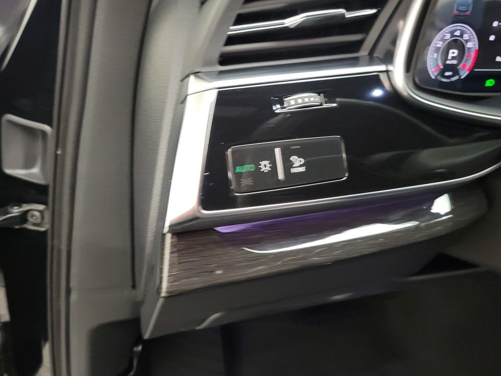 Thumbnail: 2026 Audi Q7 - 29