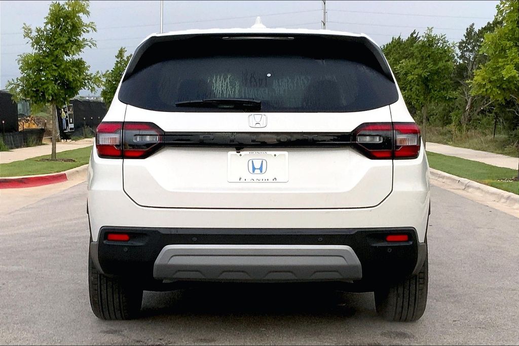 2025 Honda Pilot EX-L 4